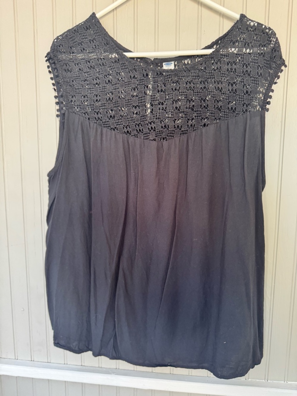 Old Navy Black Crochet Yoke Sleeveless Top